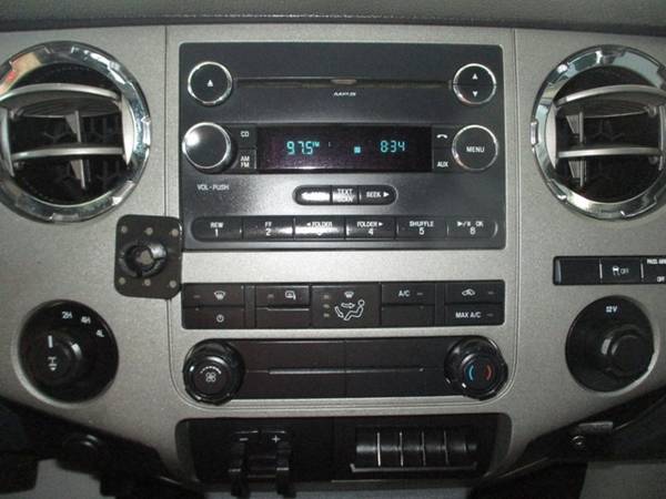 2013 Ford F250 XLT Extended Cab 4wd Utility Bed - - by for sale in Lawrenceburg, AL – photo 16