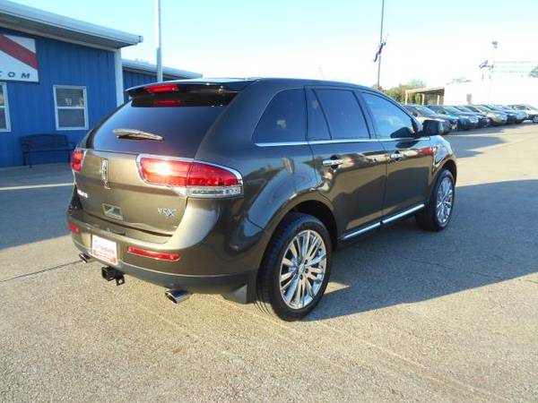 2011 Lincoln MKX FWD - cars & trucks - by dealer - vehicle... for sale in Tyler, TX – photo 5