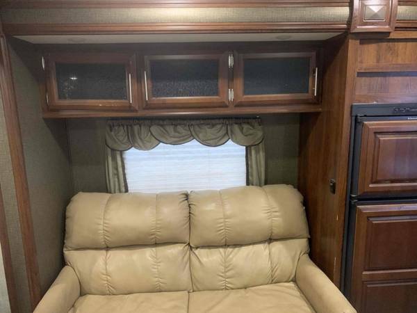 2014 Gulf Stream Coach Canyon Trail In House Financing For Those Who... for sale in Castle Rock, CO – photo 17