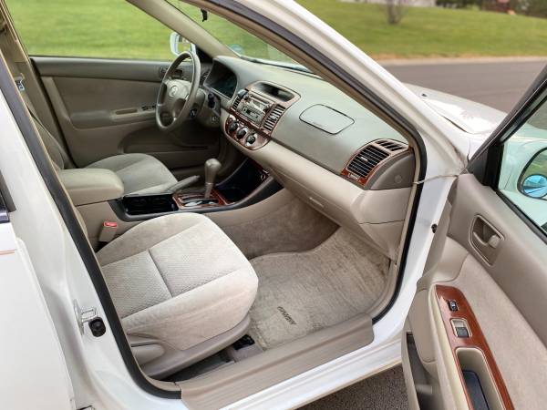 2003 Toyota Camry Le - cars & trucks - by owner - vehicle automotive... for sale in Willowbrook, IL – photo 8