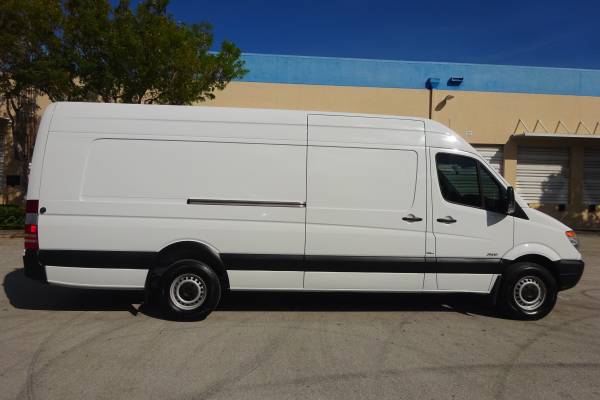 MERCEDES-BENZ SPRINTER 2500 HIGH ROOF CARGO VAN 170 WB EXT 2013 for sale in Miami, FL – photo 4