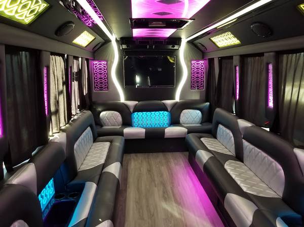 2010 BLACK FORD E450 PARTY BUS FOR SALE 2408 - - by for sale in Fayetteville, AR – photo 11