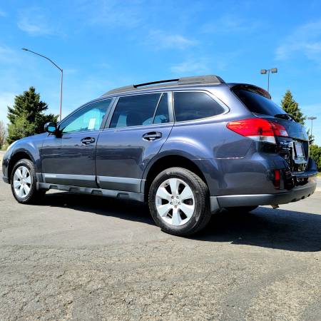 2012 Subaru Outback AWD! - - by dealer - vehicle for sale in Coeur d'Alene, WA – photo 2