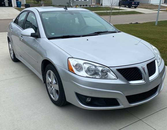 Pontiac G6 2009.5 - cars & trucks - by owner - vehicle automotive sale for sale in Richland, MI – photo 3