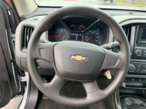 2017 Chevy Chevrolet Colorado LS pickup White for sale in Goldsboro, NC – photo 20