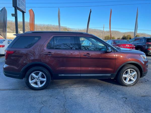 2018 Ford Explorer XLT FWD - - by dealer - vehicle for sale in Knoxville, KY – photo 8