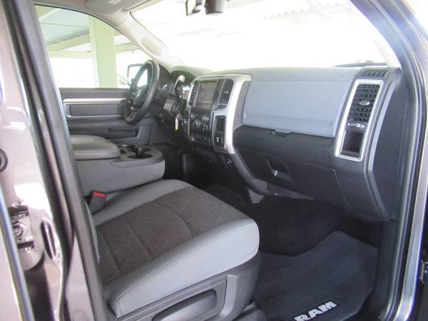 2015 RAM 2500 CREW CAB SHORTY LIFTED 6 4 HEMI 4X4 ON 37 S - cars & for sale in Phoenix, AZ – photo 12