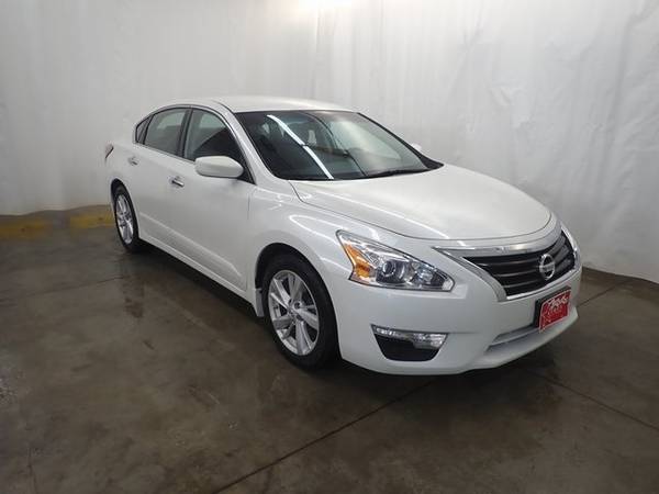 2014 Nissan Altima 2.5 SV - cars & trucks - by dealer - vehicle... for sale in Perham, MN – photo 17