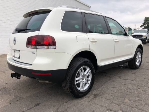 Volkswagen Diesel Touareg TDI SUV AWD 4x4 Leather Carfax Certified ! for sale in Jacksonville, NC – photo 3