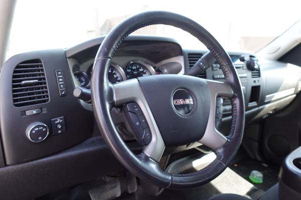2011 GMC SIERRA READY TO GET TO WORK ! - - by dealer for sale in Eau Claire, WI – photo 10