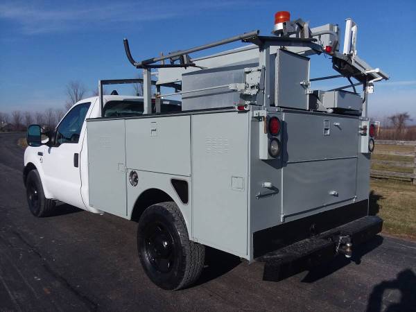 37k Miles 2006 Ford F350 XL Super Duty Utility Service Work Truck -... for sale in Gilberts, KS – photo 5