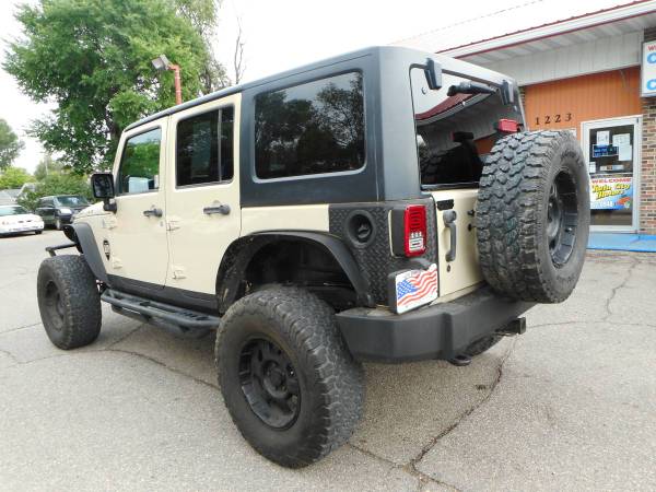 ★★★ 2011 Jeep Wrangler Unlimited 4x4 / Lifted with Wheels! ★★★ -... for sale in Grand Forks, ND – photo 8