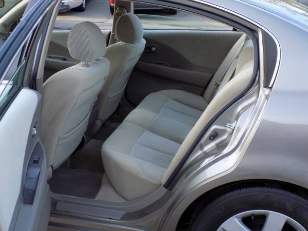 2003 NISSAN ALTIMA - - by dealer - vehicle automotive for sale in Brockton, MA – photo 10