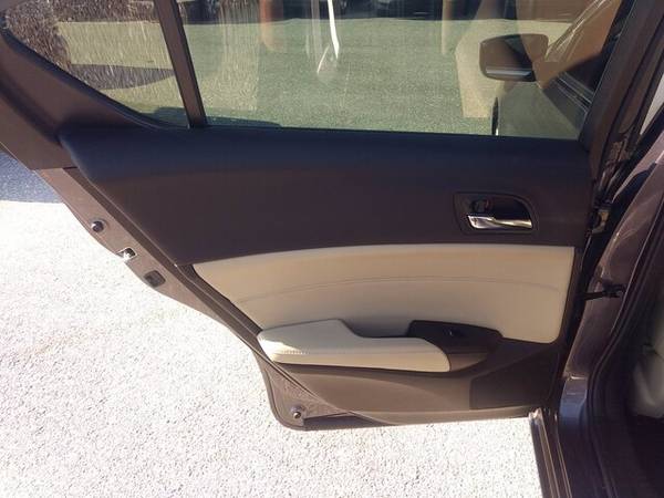 2015 Acura ILX 2 0L leather GPS Roof Extra Clean! CarFax Certified for sale in Sarasota, FL – photo 21