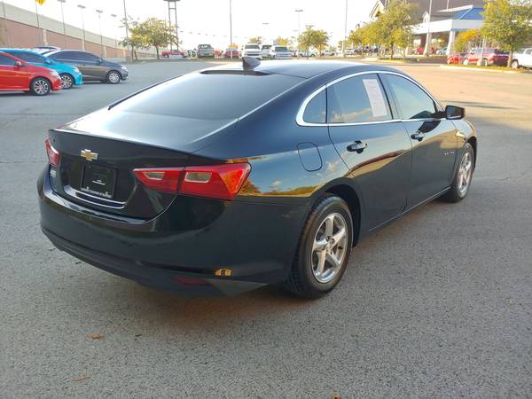 2017 CHEVROLET MALIBU ONLY 54,394 MILES! CLEAN CARFAX! LIKE NEW! -... for sale in Norman, TX – photo 3