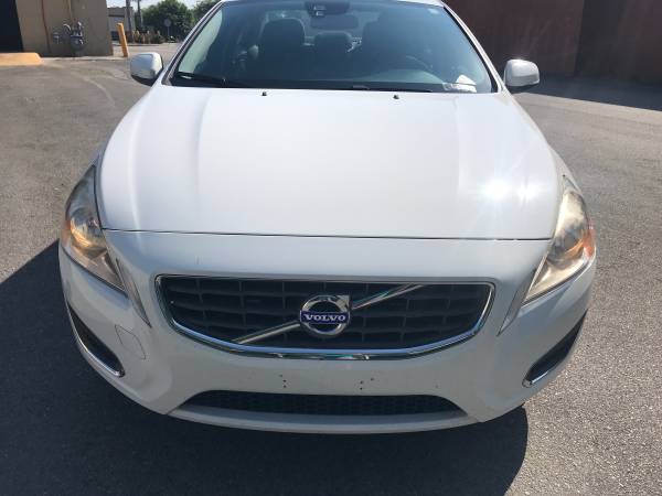 2012 Volvo S60. T5. Clean title. for sale in Savannah, GA – photo 2