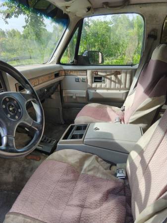 88 Chevy Suburban 4x4 for sale in Merritt Island, FL – photo 4