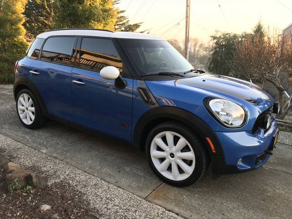 2012 Mini Countryman S Mint Condition (2nd Owner) - cars & trucks -... for sale in Half Moon Bay, CA – photo 2