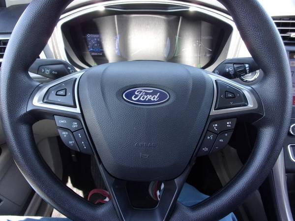 2019 Ford Fusion Hybrid SE Hybrid - cars & trucks - by dealer -... for sale in Idaho Falls, ID – photo 14