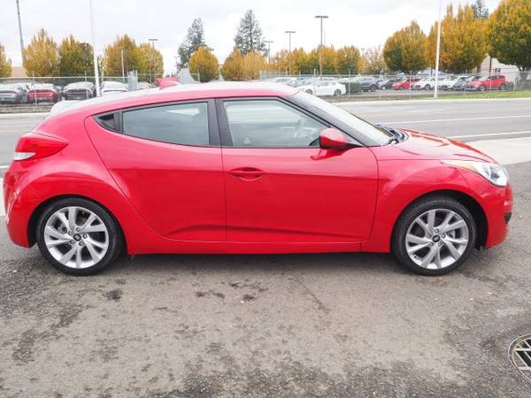2016 Hyundai Veloster Base - cars & trucks - by dealer - vehicle... for sale in Beaverton, OR – photo 2