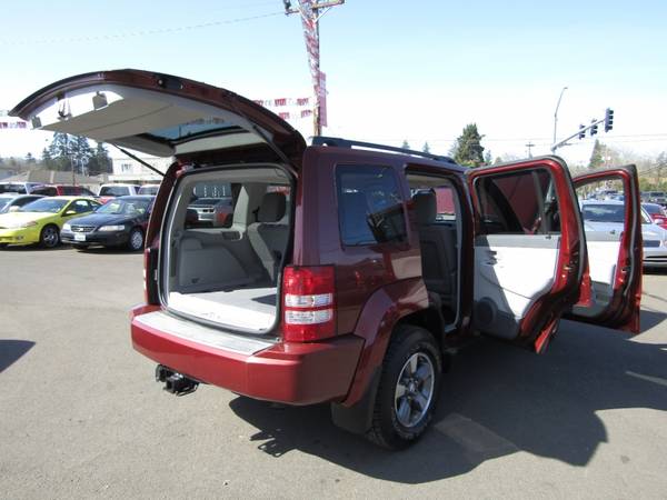 2008 Jeep Liberty 4X4 4dr Sport BURGANDY 1 OWNER 129K SO NICE ! for sale in Milwaukie, OR – photo 24