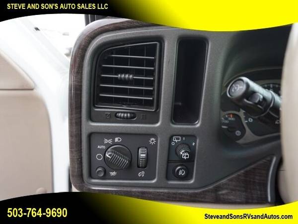 2004 GMC Yukon XL Denali AWD 4dr SUV - - by dealer for sale in Happy valley, OR – photo 20