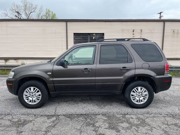 06 Mercury Mariner 4x4 low miles for sale in Cleveland, OH – photo 4