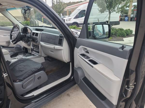 2008 4x4 JEEP LIBERTY - cars & trucks - by owner - vehicle... for sale in Palm Coast, FL – photo 17