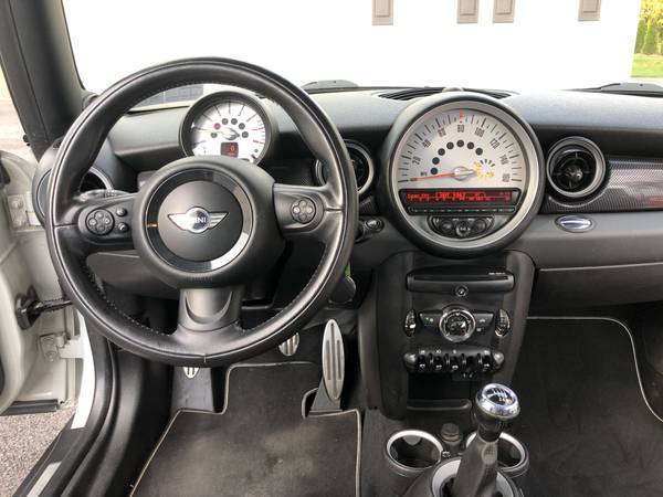 2012 Mini Clubman S 6 Speed Cold Weather Pack Harman/Kardon Like New... for sale in Palmyra, PA – photo 19