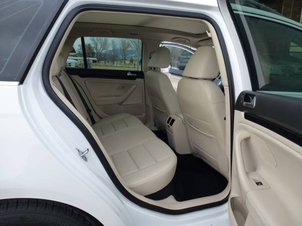 2011 Volkswagen Jetta TDI Wagon 85, 000 Miles Heated Seats - cars & for sale in Bozeman, MT – photo 13