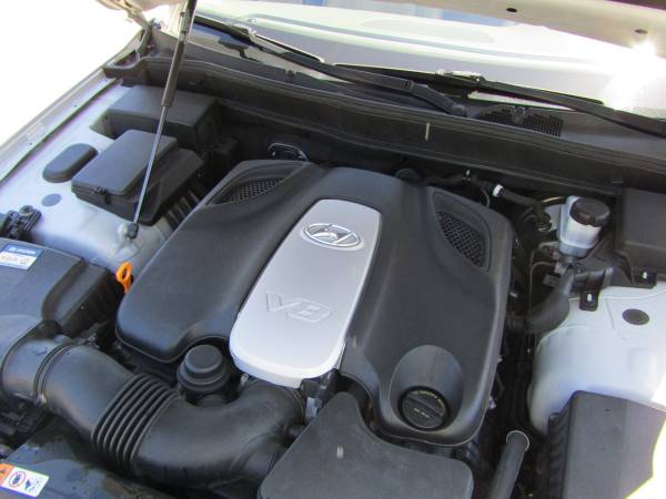2012 Hyundai Genesis - - by dealer - vehicle for sale in Hernando, FL – photo 22