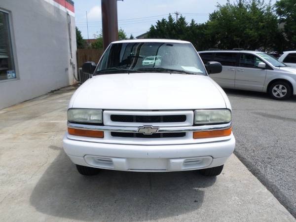 2003 Chevrolet Blazer 4-Door 2WD LS BUY HERE PAY HERE - cars & for sale in High Point, NC – photo 2