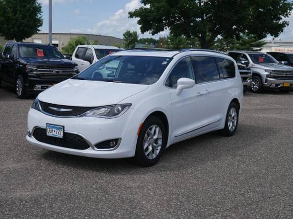 2019 Chrysler Pacifica Touring L Plus for sale in Cambridge, MN – photo 4