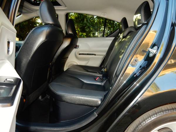 2013 TOYOTA PRIUS C 4 | CLEAN TITLE | LEATHER | NAVIGATION | SUNROOF for sale in Woodland Hills, CA – photo 21