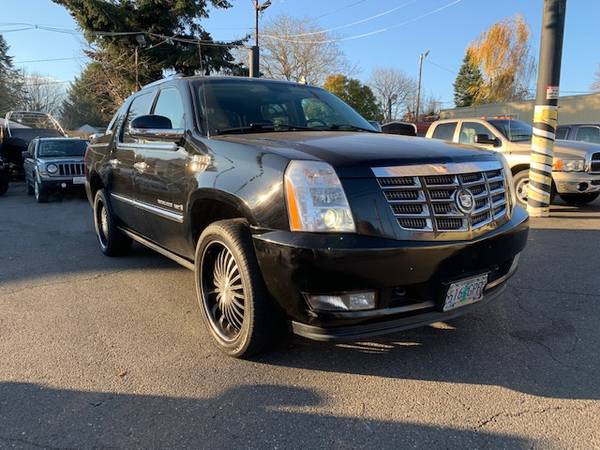 2008 CADILLAC ESCALADE EXT ** CLEAN** - cars & trucks - by dealer -... for sale in porland, OR – photo 4