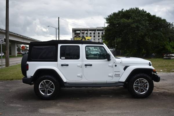 2018 Jeep Wrangler Unlimited Sahara 4x4 4dr SUV (midyear release)... for sale in Miami, AR – photo 6