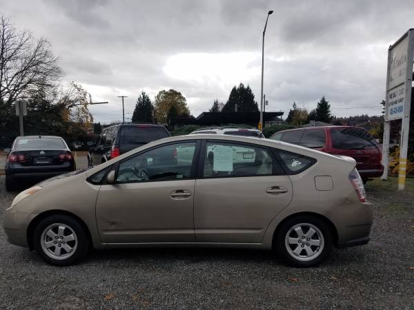 2004 Toyota Prius *Great on gas* - cars & trucks - by dealer -... for sale in Renton, WA – photo 8