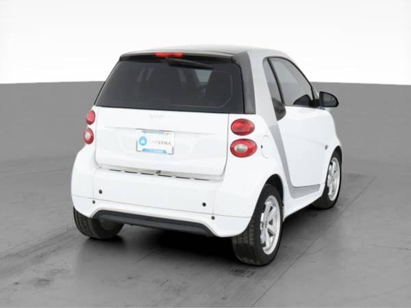 2013 smart fortwo Pure Hatchback Coupe 2D coupe White - FINANCE... for sale in Cambridge, MA – photo 10