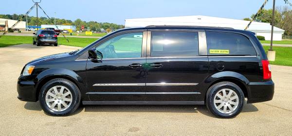 2016 Chrysler Town & Country Touring with only 47k miles - cars &... for sale in Clinton, IA – photo 5