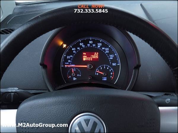 2006 Volkswagen New Beetle 2.5 PZEV 2dr Coupe (2.5L I5 6A) - cars &... for sale in East Brunswick, NY – photo 8