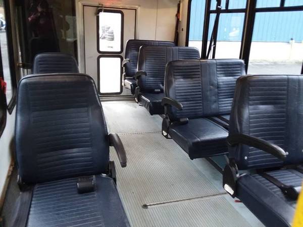 ✔ ☆☆ SALE ☛ FORD E350 WHEELCHAIR ACCESSIBLE BUS!! for sale in Boston, MA – photo 12