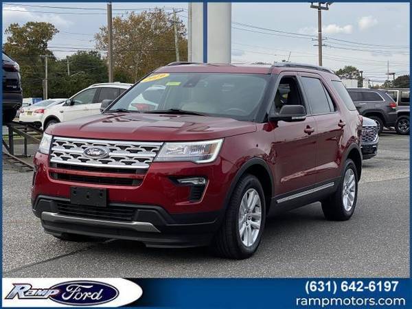 2019 Ford Explorer XLT 4WD SUV - - by dealer - vehicle for sale in PORT JEFFERSON STATION, NY – photo 3