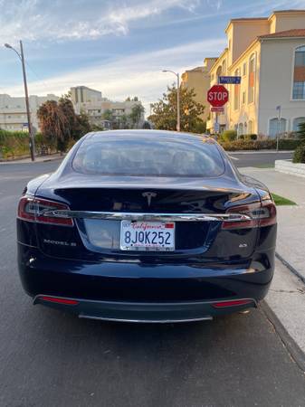 Tesla model S 85 2014 Autopilot - cars & trucks - by owner - vehicle... for sale in Los Angeles, CA – photo 4