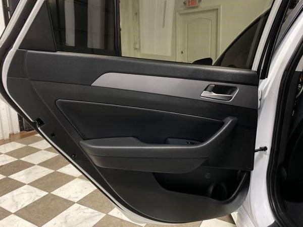 2019 Hyundai Sonata SEL SEL 4dr Sedan $1500 - cars & trucks - by... for sale in Waldorf, MD – photo 15