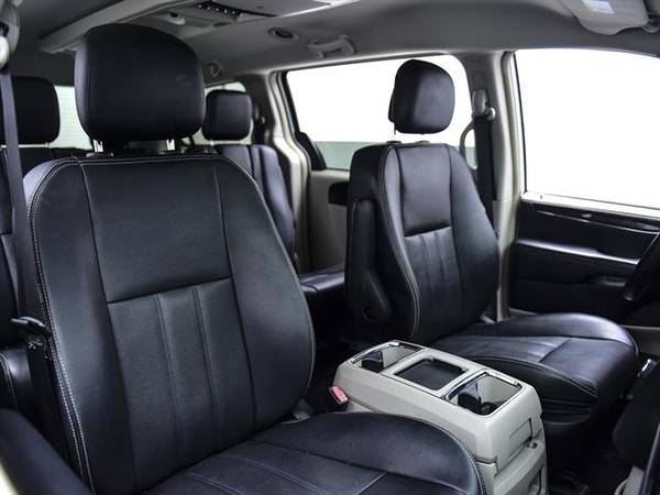 2014 Chrysler Town and Country Touring Minivan 4D mini-van WHITE - for sale in Atlanta, CO – photo 5