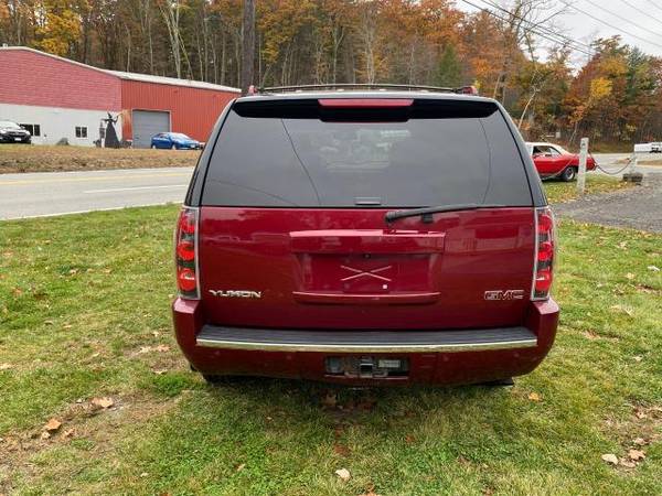 2008 GMC Yukon Denali AWD 4dr - cars & trucks - by dealer - vehicle... for sale in North Oxford, MA – photo 9