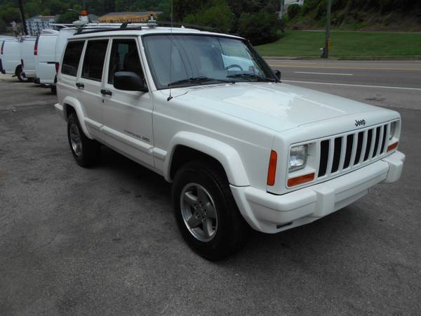 1998 Jeep Cherokee Classic 4x4 for sale in Knoxville, TN – photo 12