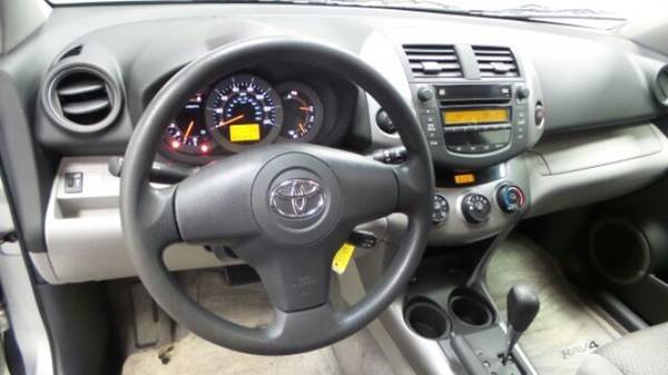 2007 Toyota Rav4 - w/3rd Row and LOW MILES(90k) for sale in Grayslake, IL – photo 6