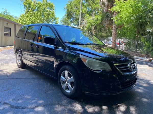 10 VW Routan LEATHER-DVDS 1 YEAR WARRANTY-NO DEALER FEES-CLEAN TITLE for sale in Gainesville, FL – photo 3