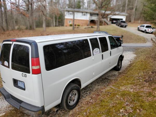 EXCELLENT CONDITION 15 PASSENGER VAN FOR SALE - cars & trucks - by... for sale in Asheville, NC – photo 3